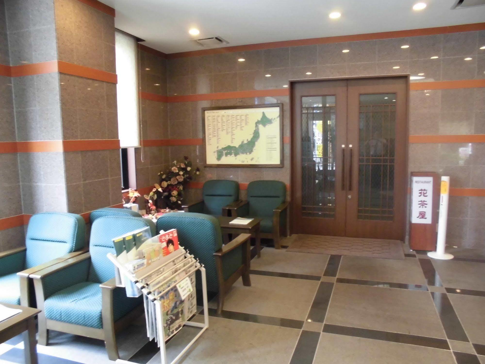 Hotel Route-Inn Oita Ekimae Zewnętrze zdjęcie
